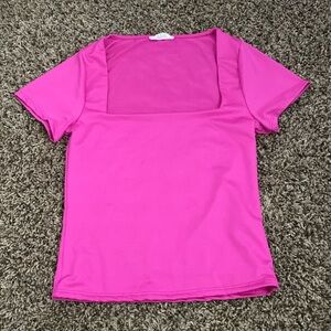 Cute crop top!